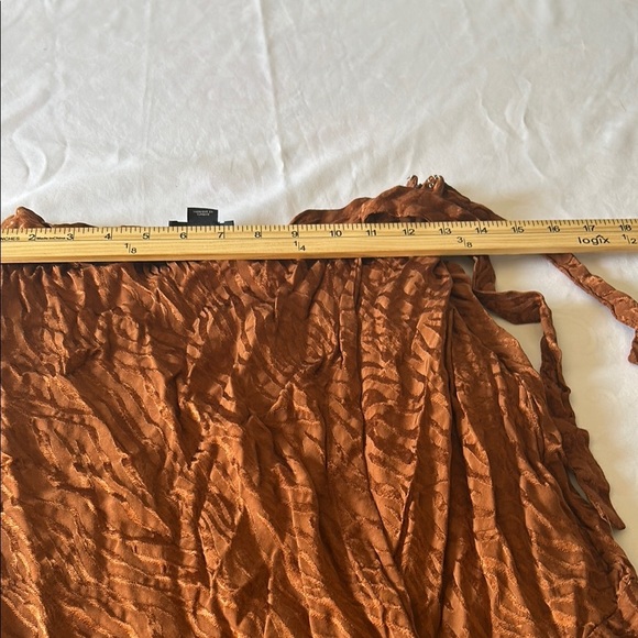 Chic Rust Crinkled Skirt - Picture 3 of 7